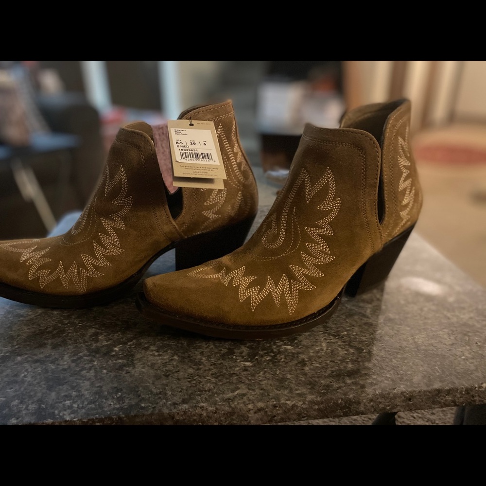 Ariat Dixon Size 8.5